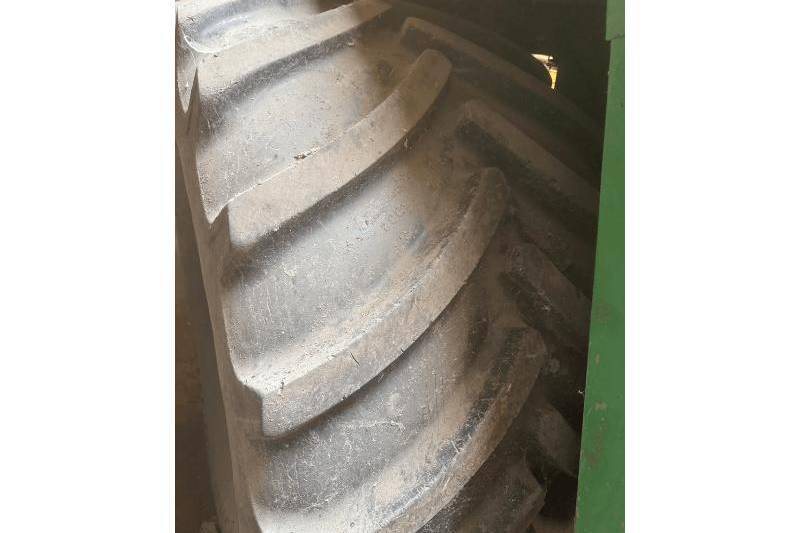 John Deere, 7400 4RM