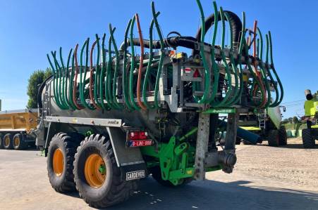 Joskin Quadra 16000 TS 