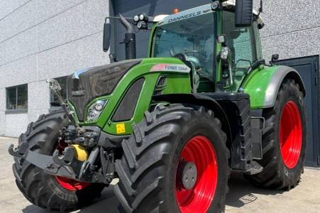 Fendt 724 S4 Profi 