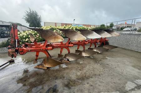 Kuhn VARIMASTER 121 NSH 