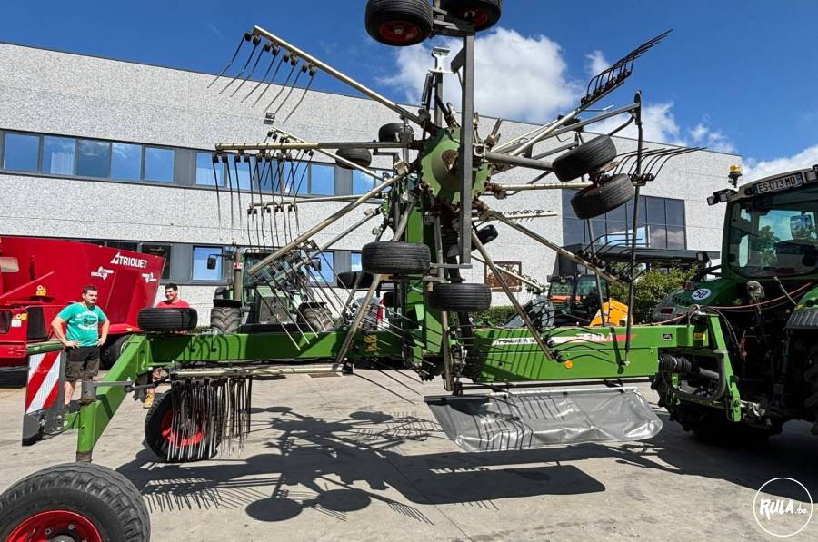 Fendt FORMER 801 