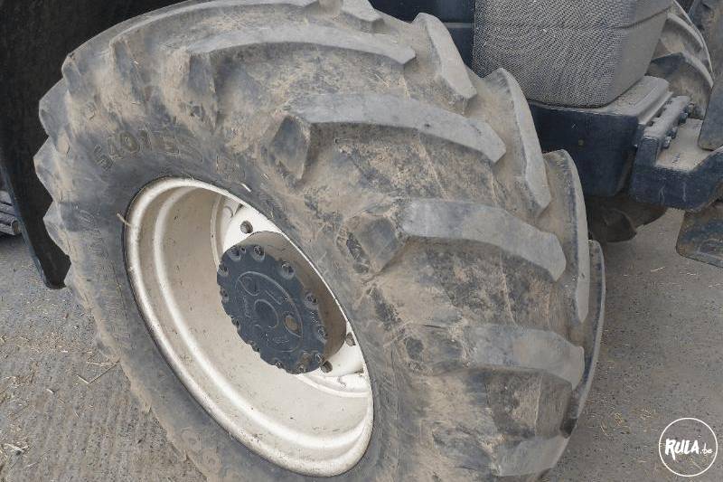 New Holland, TM155