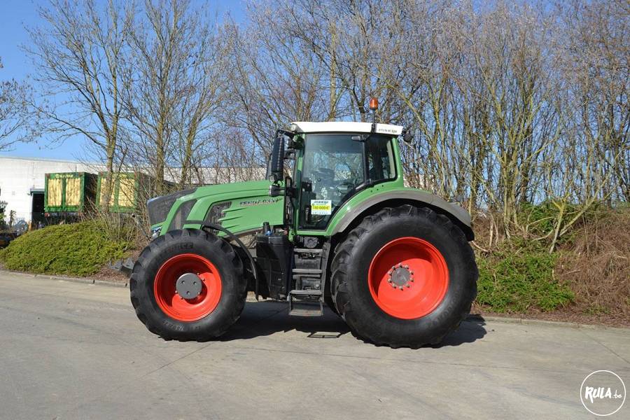 Fendt 933 Vario S4 Profi Plus 
