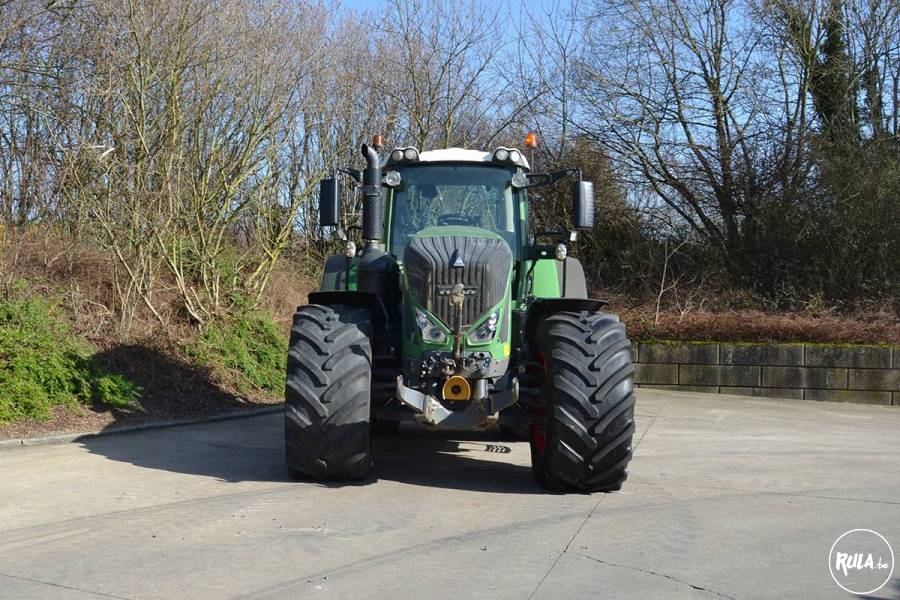 Fendt 933 Vario S4 Profi Plus 