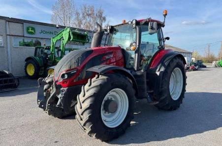 Valtra T194 