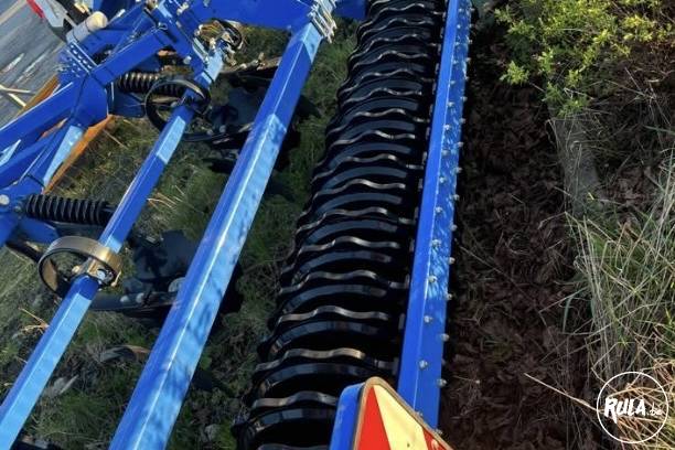 New Holland STC 300 RS New Holland STC 300 RS