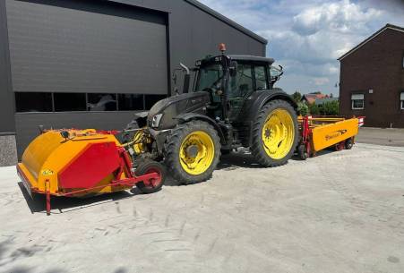 MC Louis 2m25 uienrooier en klapper 