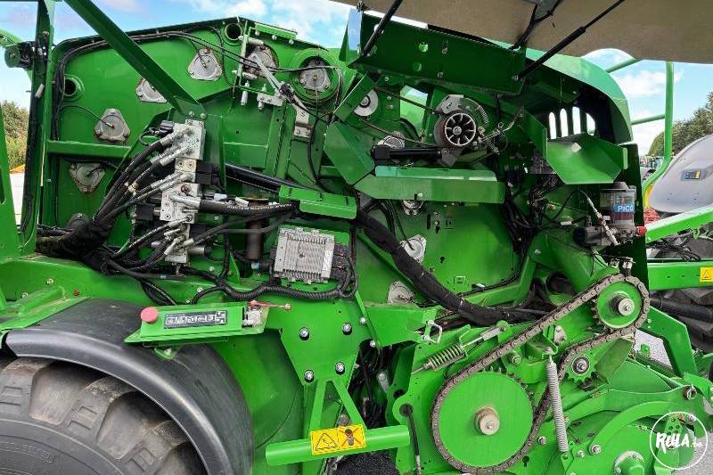 John Deere, C441R