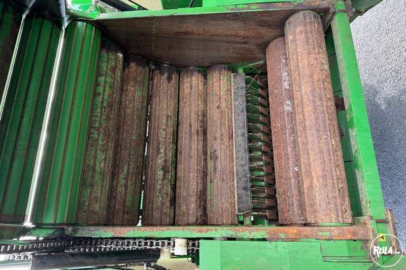 John Deere, C441R