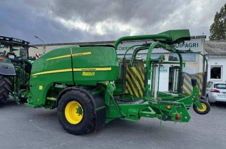 John Deere, C441R