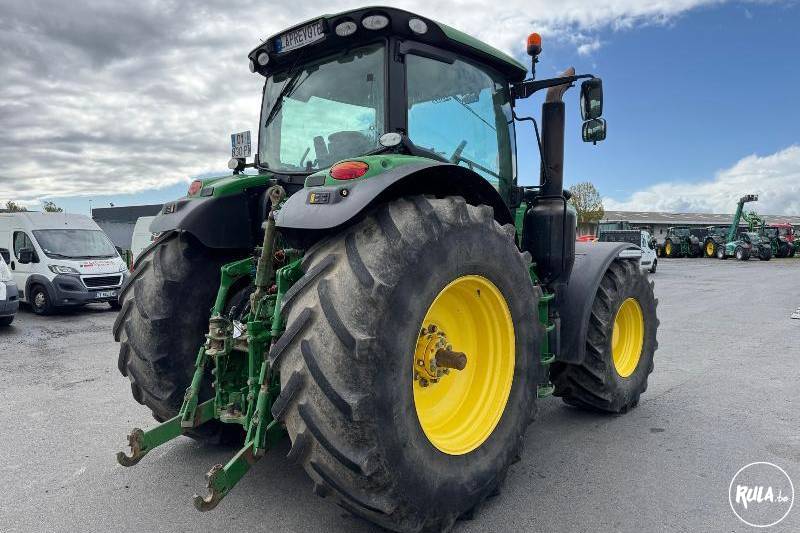 John Deere, 6215R