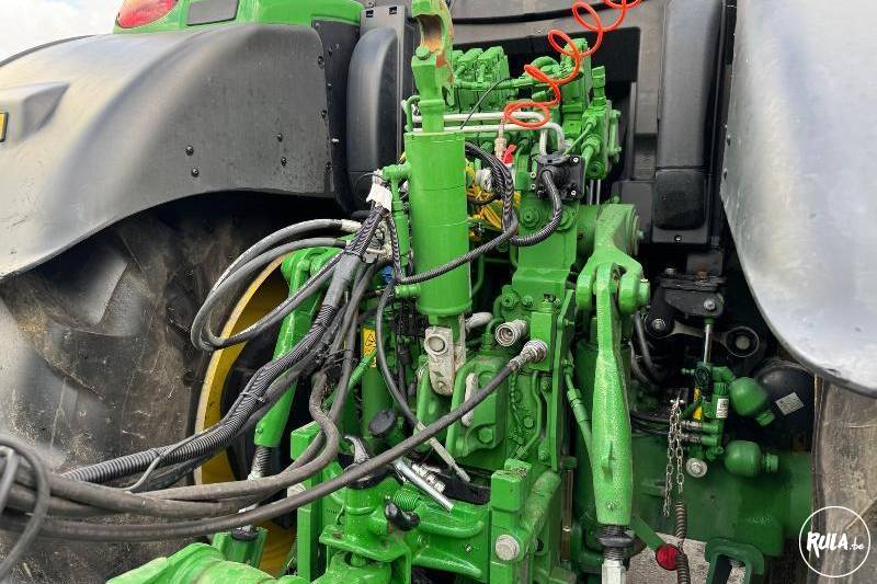 John Deere, 6R215