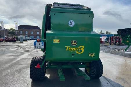 John Deere, 864