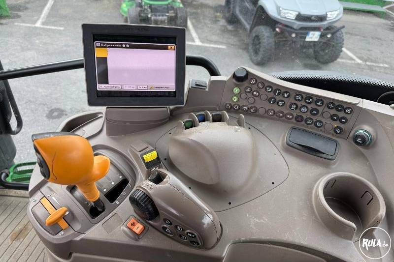 John Deere, 6130R