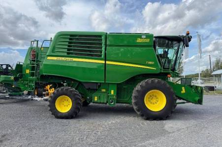 John Deere, T550