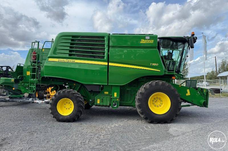 John Deere, T550