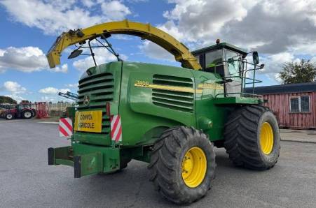 John Deere, 7400 4RM