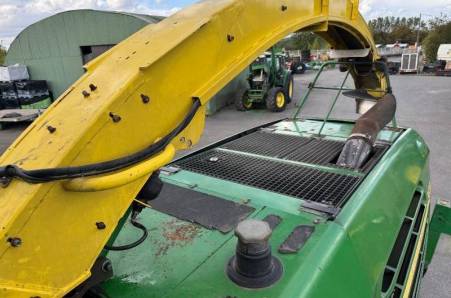 John Deere, 7400 4RM