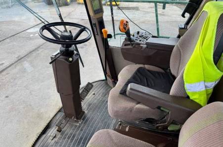 John Deere, 7400 4RM