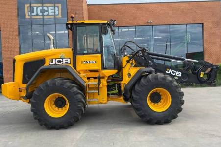 JCB 435