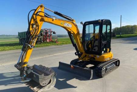 JCB 8035
