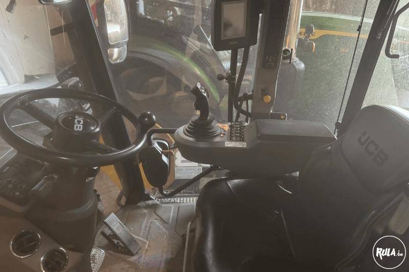 JCB, FASTRAC 4220