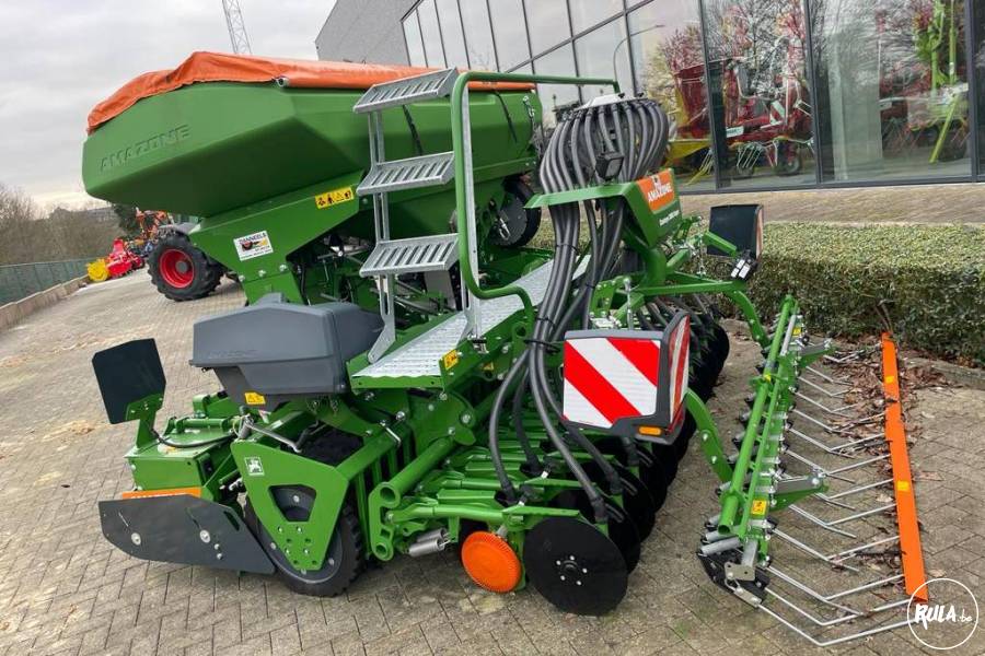 Amazone KG 3000 SUPER + CENTAYA   Amazone KG 3000 SUPER + CENTAYA