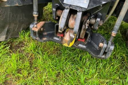 New Holland T7.235 