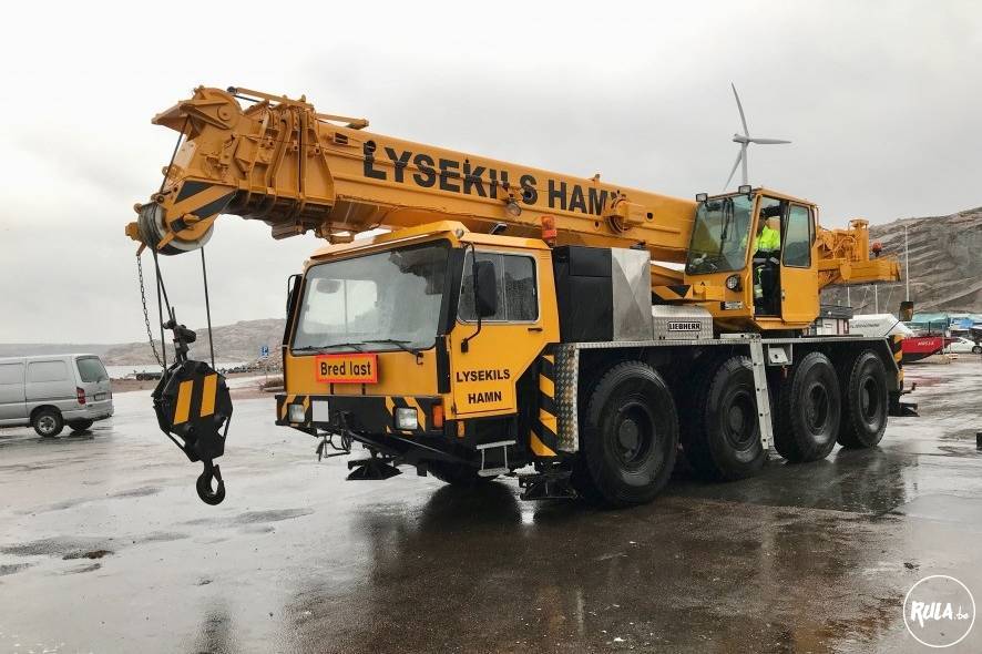 Grues Liebherr LTM 1050 