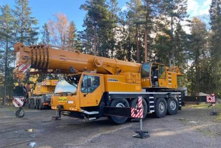Liebherr LTM1090 