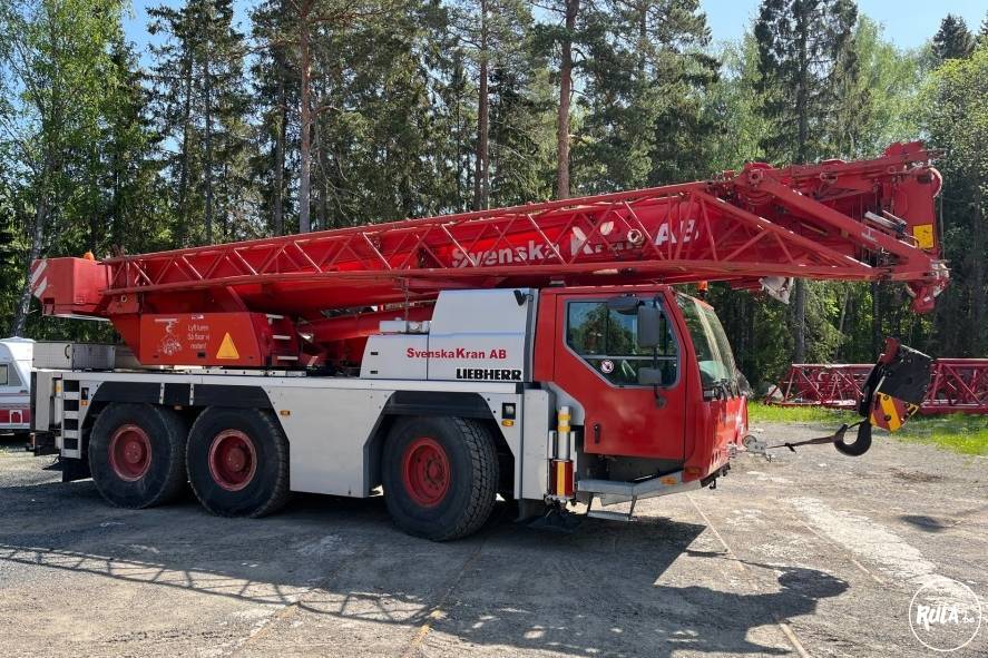Grue Liebherr LTM 