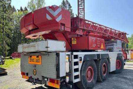Grue Liebherr LTM 
