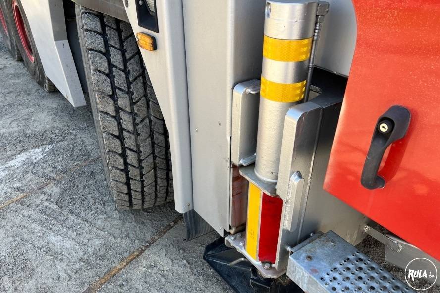 Grue Liebherr LTM 