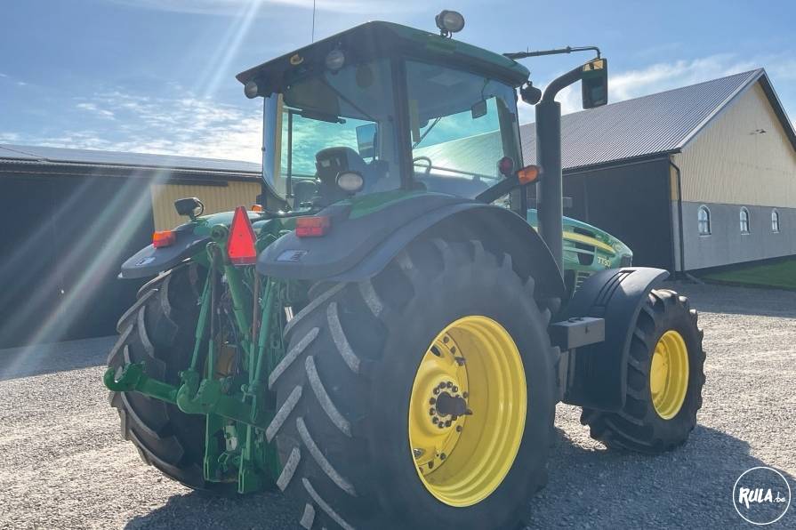 2009 John Deere 7730 