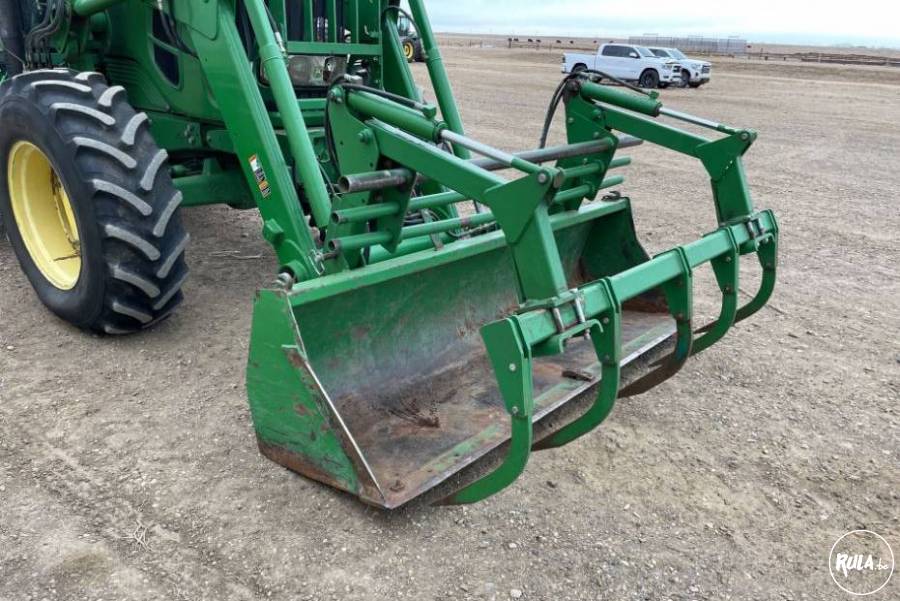 2007 John Deere 7430