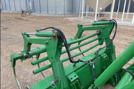 2007 John Deere 7430