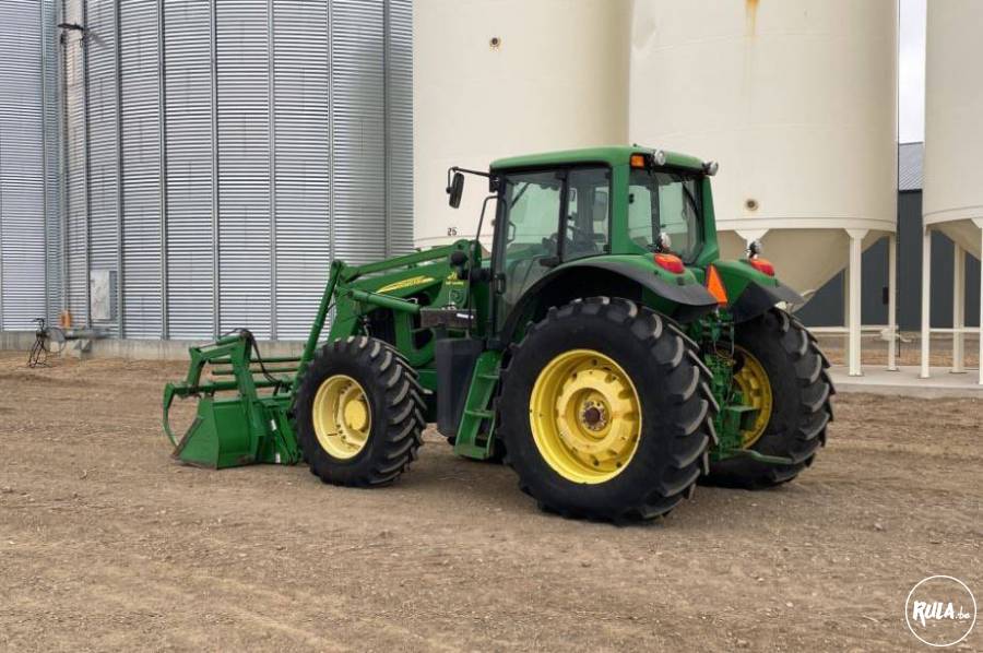 2007 John Deere 7430