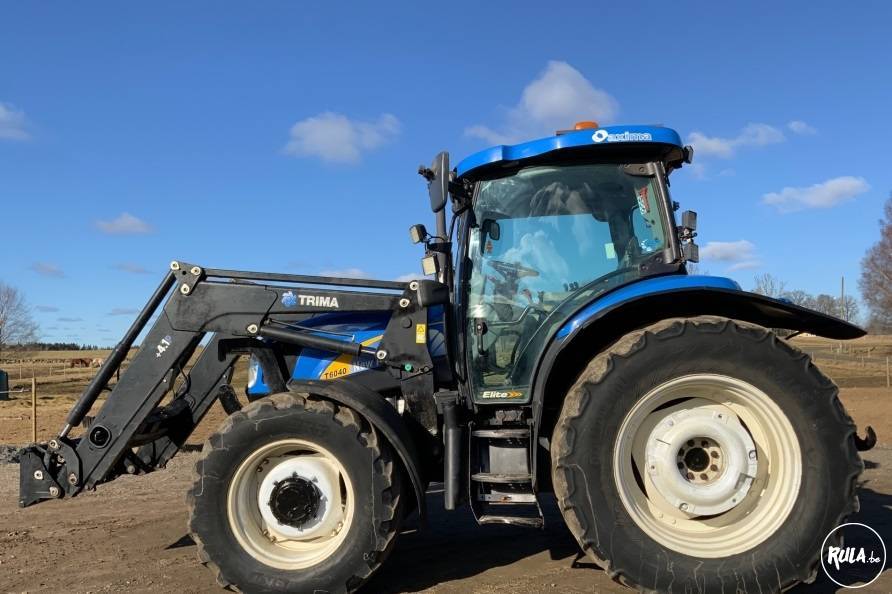 New Holland T6040  