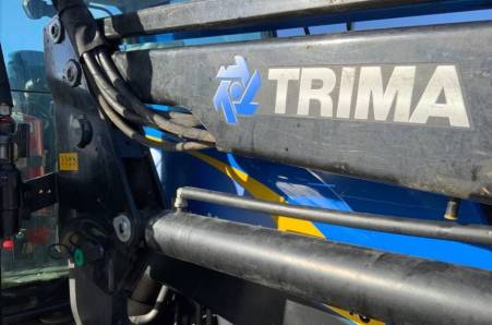 New Holland T6040  