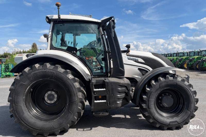Valtra, T175