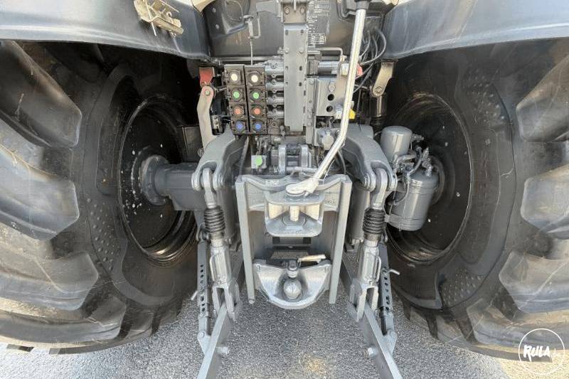 Valtra, T175