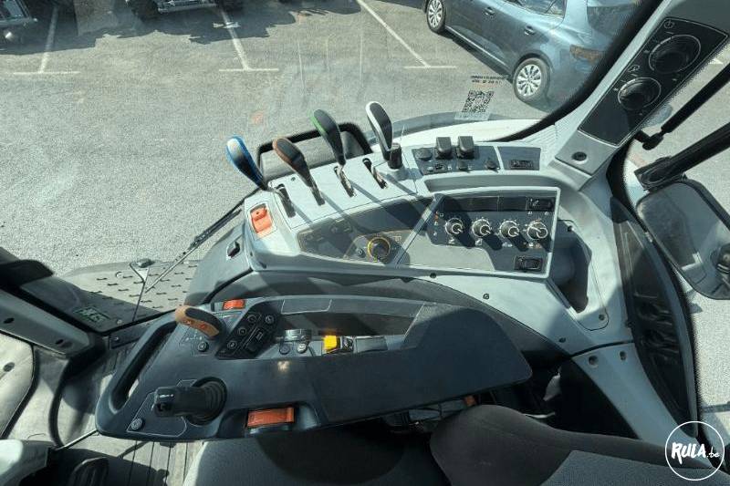 Valtra, T175