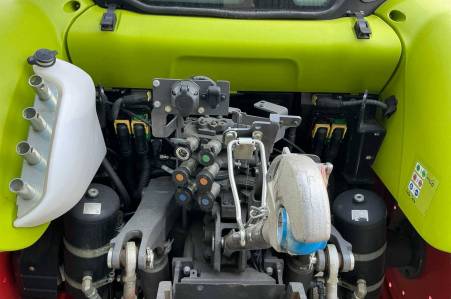 Claas 420 Arion 