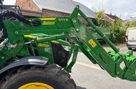 John Deere, 5105M John Deere, 5105M