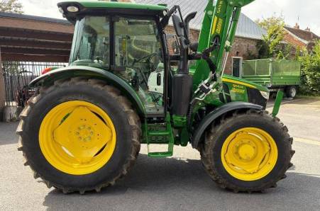 John Deere, 5105M John Deere, 5105M