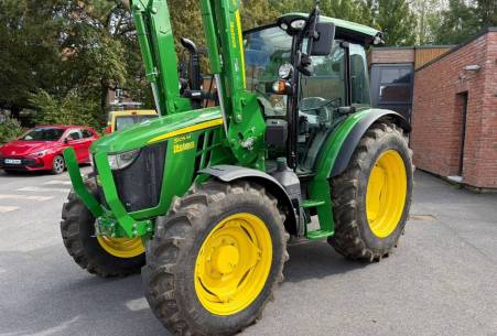 John Deere 5105M