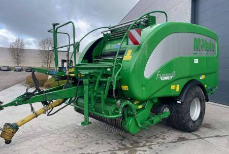 Presse à balle ronde McHale Fusion 3Plus 