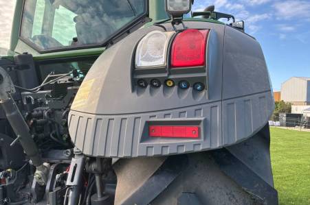 Fendt 828 Vario 