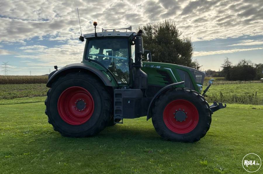 Fendt 828 Vario 