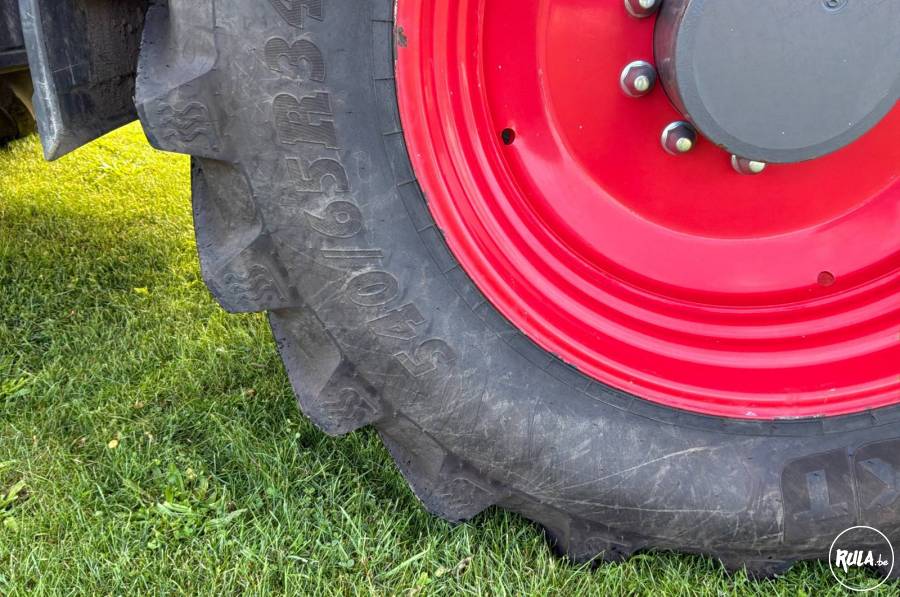 Fendt 828 Vario 